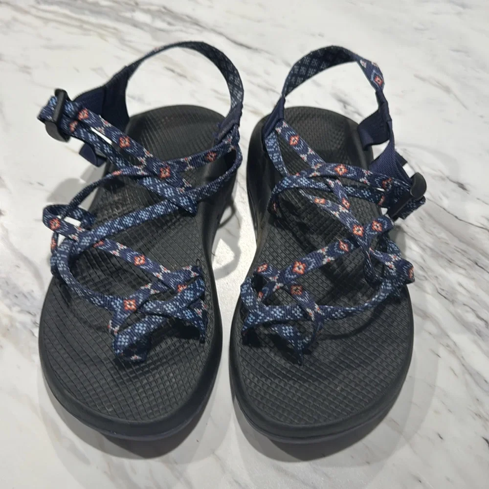 Chaco ZX2 Sandals Women’s Blue Southwest Aztec Toe Loop Strappy Beach‎ Size 11